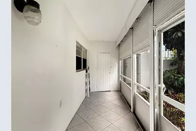 3154 Meridian Way S #6, Palm Beach Gardens, FL 33410 - Photo 8