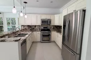 10114 Hunt Club Ln, Palm Beach Gardens, FL 33418 - Photo 6
