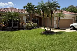 10114 Hunt Club Ln, Palm Beach Gardens, FL 33418 - Photo 2