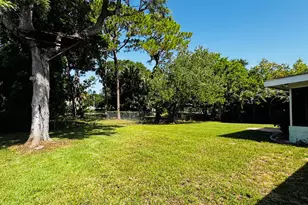 5105 Birch Dr, Fort Pierce, FL 34982 - Photo 12