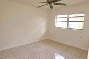 5445 Glenda St, West Palm Beach, FL 33417 - Photo 6
