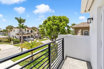 4921 NE 28th Avenue, Lighthouse Point, FL 33064 - Photo 44