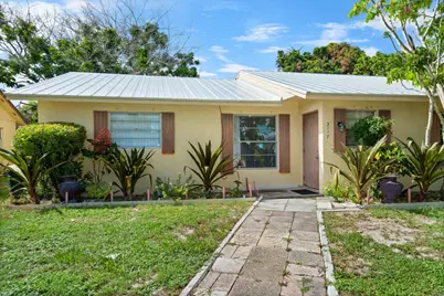 3117 SE Clayton Street #17-19, Stuart, FL 34997 - Photo 1