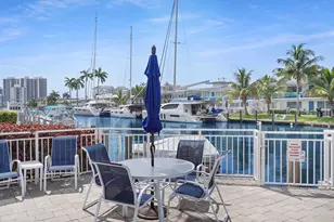 3220 Bayview Dr, Fort Lauderdale, FL 33306 - Photo 16