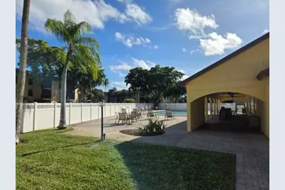 490 NW 20th Street #2110, Boca Raton, FL 33431 - Photo 4
