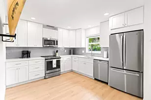1216 Surf Rd, Singer Island, FL 33404 - Photo 4