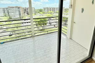 1300 St Charles Pl, Pembroke Pines, FL 33026 - Photo 16