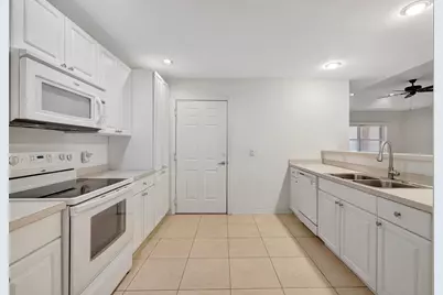 1804 E Sanderling Lane #B, Fort Pierce, FL 34982 - Photo 8
