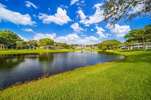 3611 Oaks Clubhouse Dr, Pompano Beach, FL 33069 - Photo 34