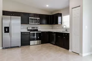 1037 SW Sudder Ave, Port Saint Lucie, FL 34953 - Photo 10