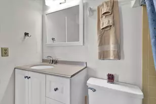 2118 SW Airoso Blvd, Port Saint Lucie, FL 34984 - Photo 24