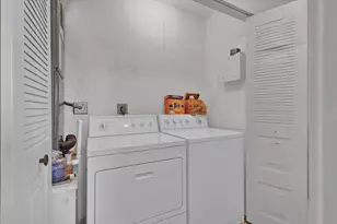 2118 SW Airoso Blvd, Port Saint Lucie, FL 34984 - Photo 34