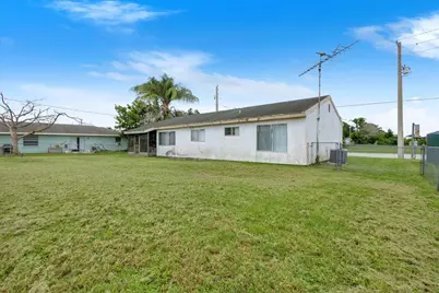 2118 SW Airoso Boulevard, Port Saint Lucie, FL 34984 - Photo 40