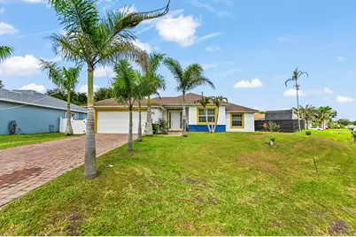 2194 SW Salmon Road, Port Saint Lucie, FL 34953 - Photo 2