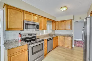 10270 NW 24th Ct, Sunrise, FL 33322 - Photo 12