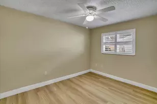 10270 NW 24th Ct, Sunrise, FL 33322 - Photo 22