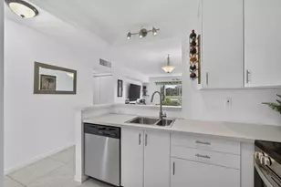 4299 NW 16th St, Lauderhill, FL 33313 - Photo 4