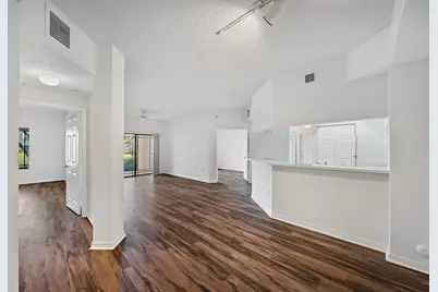 2725 Anzio Court #107, Palm Beach Gardens, FL 33410 - Photo 6