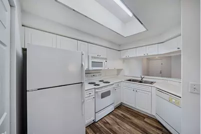 2725 Anzio Court #107, Palm Beach Gardens, FL 33410 - Photo 18
