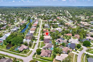 13709 Columbine Ave, Wellington, FL 33414 - Photo 12