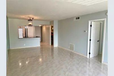 801 N Ocean Boulevard #202, Pompano Beach, FL 33062 - Photo 10