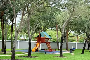 13219 NW 7th Manor, Plantation, FL 33325 - Photo 4