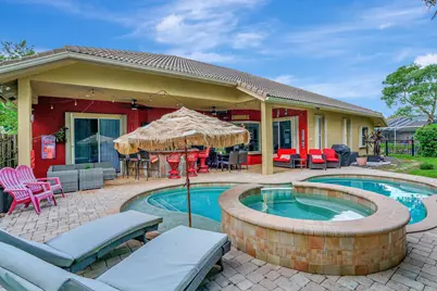 13709 Columbine Avenue, Wellington, FL 33414 - Photo 4