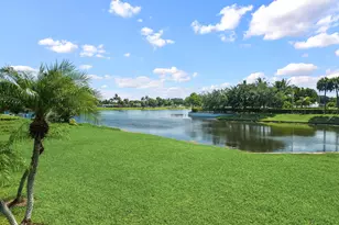 111 Meadow Woode Dr, Royal Palm Beach, FL 33411 - Photo 4