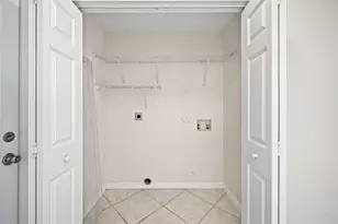 111 Meadow Woode Dr, Royal Palm Beach, FL 33411 - Photo 22