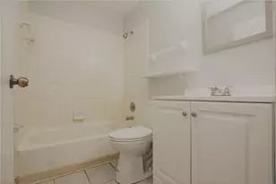 3413 NW 44th St, Lauderdale Lakes, FL 33309 - Photo 20