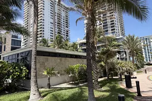 2101 S Ocean Dr, Hollywood, FL 33019 - Photo 2
