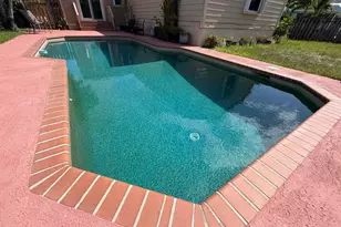 1007 Avon Rd, West Palm Beach, FL 33401 - Photo 2