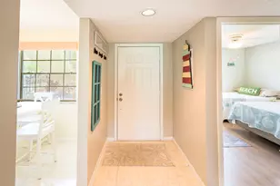 1401 Pinecrest Cir, Jupiter, FL 33458 - Photo 2