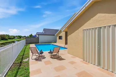 20986 Rustlewood Avenue, Boca Raton, FL 33428 - Photo 38