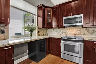 1163 Camellia Cir, Weston, FL 33326 - Photo 20
