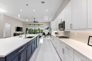 12110 Kalmar Cir N, Parkland, FL 33076 - Photo 10