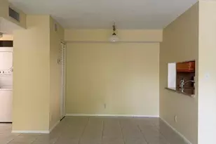 2753 S Oakland Forest Dr, Oakland Park, FL 33309 - Photo 12