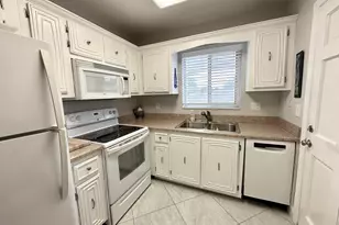 6 Garden St, Tequesta, FL 33469 - Photo 14