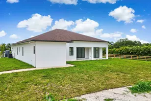 2324 Deer Run Trail, Loxahatchee, FL 33470 - Photo 32