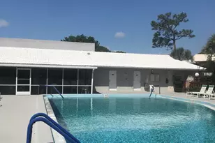 303 SE Castle Ct SE, Port Saint Lucie, FL 34952 - Photo 10
