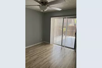 303 SE Castle Court SE #3-C, Port Saint Lucie, FL 34952 - Photo 4
