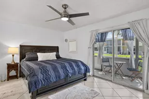 290 Oakridge Q, Deerfield Beach, FL 33442 - Photo 14