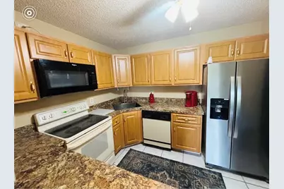 101 Lake Pine Circle #B-2, Greenacres, FL 33463 - Photo 2