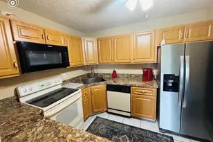 101 Lake Pine Cir, Greenacres, FL 33463 - Photo 2