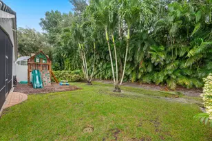 4221 Bluff Harbor Way, Wellington, FL 33449 - Photo 32