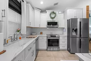 4221 Bluff Harbor Way, Wellington, FL 33449 - Photo 18