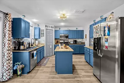 813 Evernia Street, Sebastian, FL 32958 - Photo 2