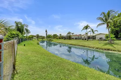 1852 NW 82nd Avenue, Coral Springs, FL 33071 - Photo 64