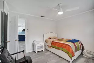 1852 NW 82nd Ave, Coral Springs, FL 33071 - Photo 20