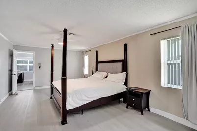 1852 NW 82nd Avenue, Coral Springs, FL 33071 - Photo 38